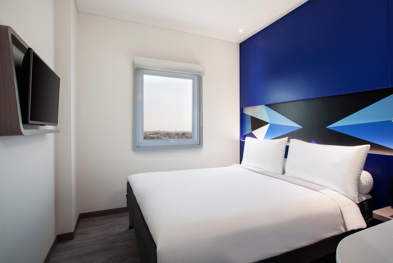 Ibis Budget Cirebon Εξωτερικό φωτογραφία