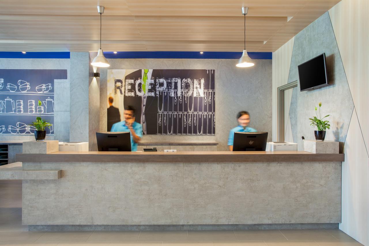 Ibis Budget Cirebon Εξωτερικό φωτογραφία